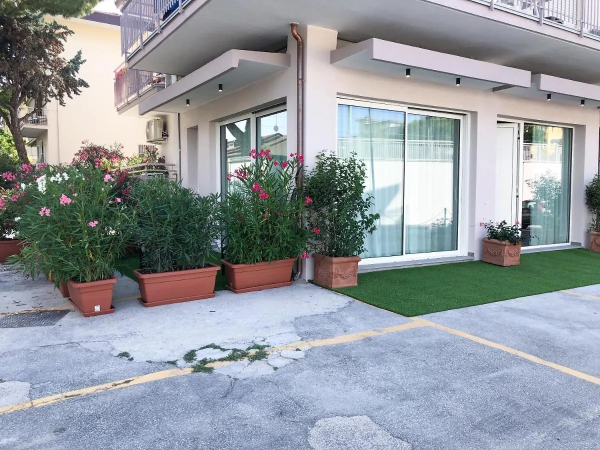 Apartment Ferienwohnung Casa Sanulli Riccione Italien